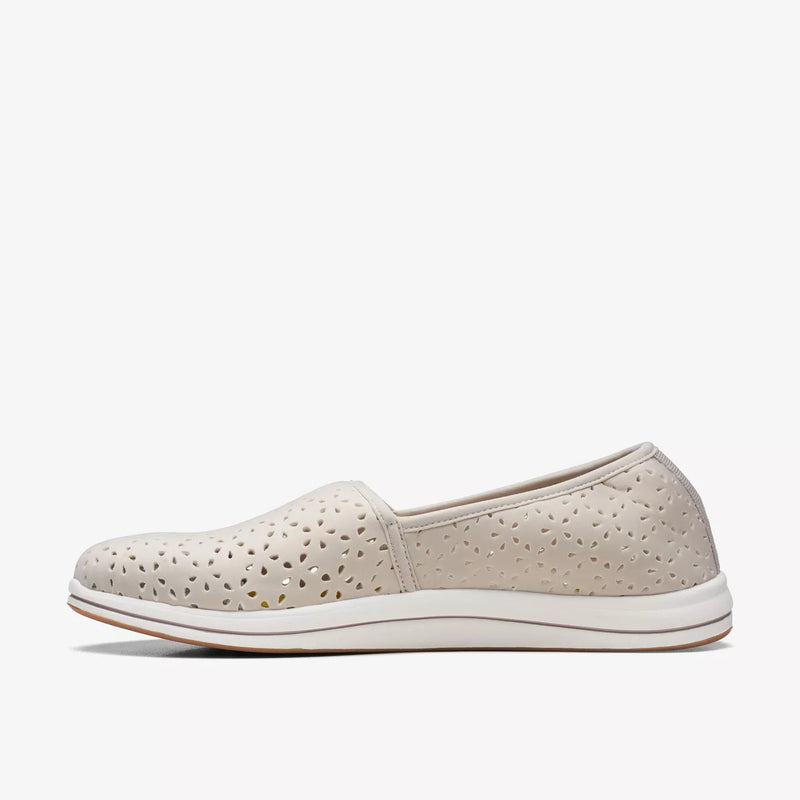 Clarks Breeze Emily Light Taupe Women's 5