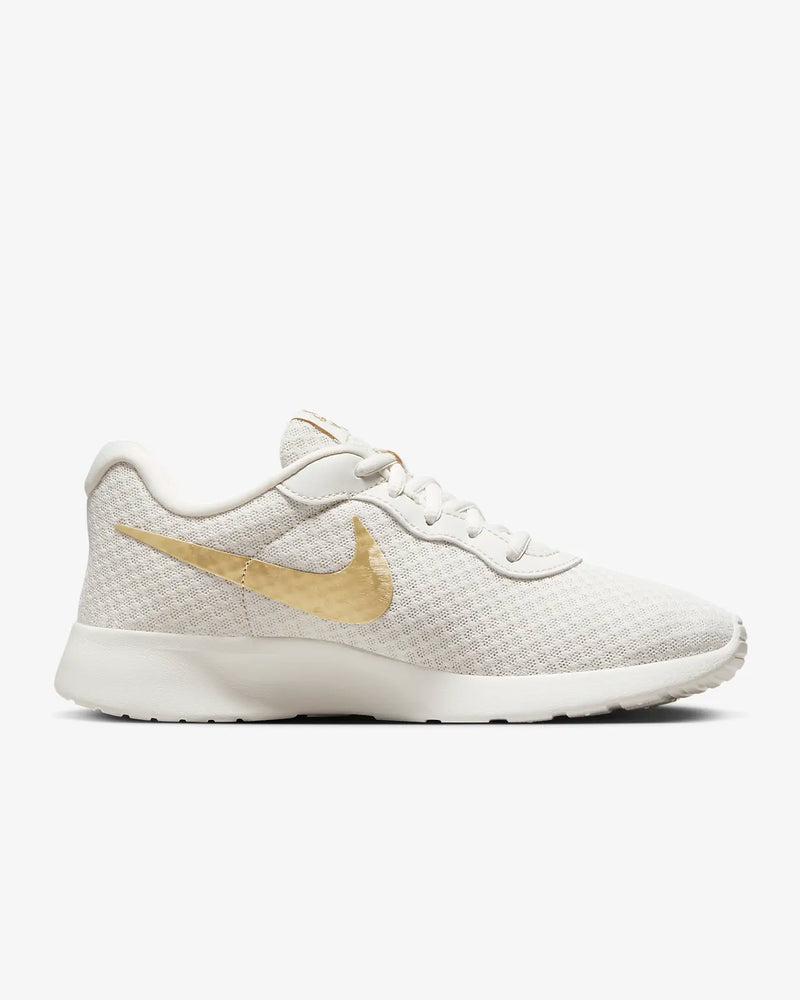 Nike Tanjun EasyOn Phantom Gold Women's