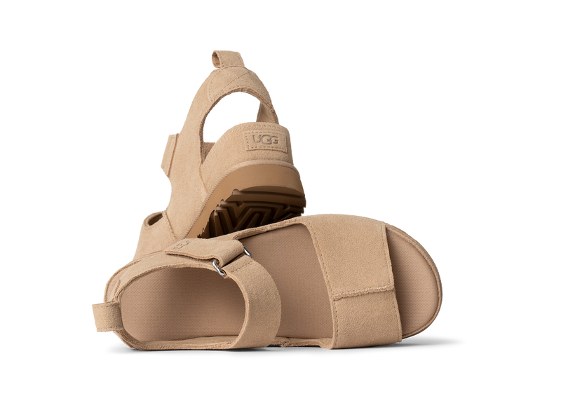 UGG Goldenstar Hi Sand Women's 4