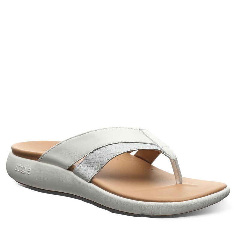 Strole Bliss White Women's